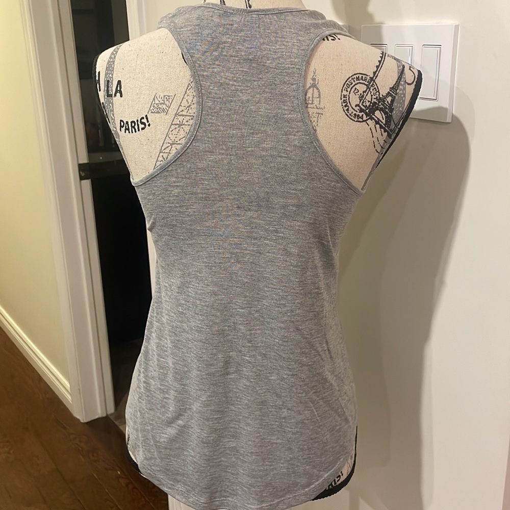 COMFORTABLE GREY TANK - Picture 3 of 6